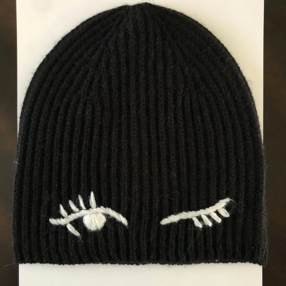 *KATE SPADE* Black x White Wink Winter Beanie